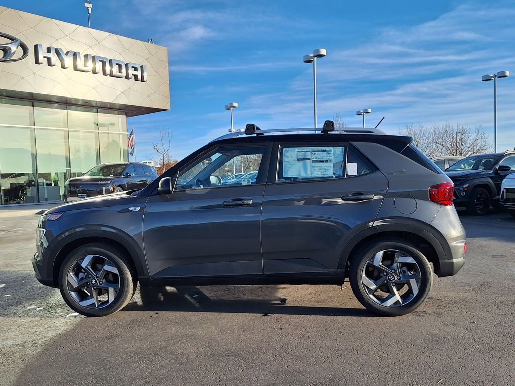 Used 2024 Hyundai Venue Limited image 6