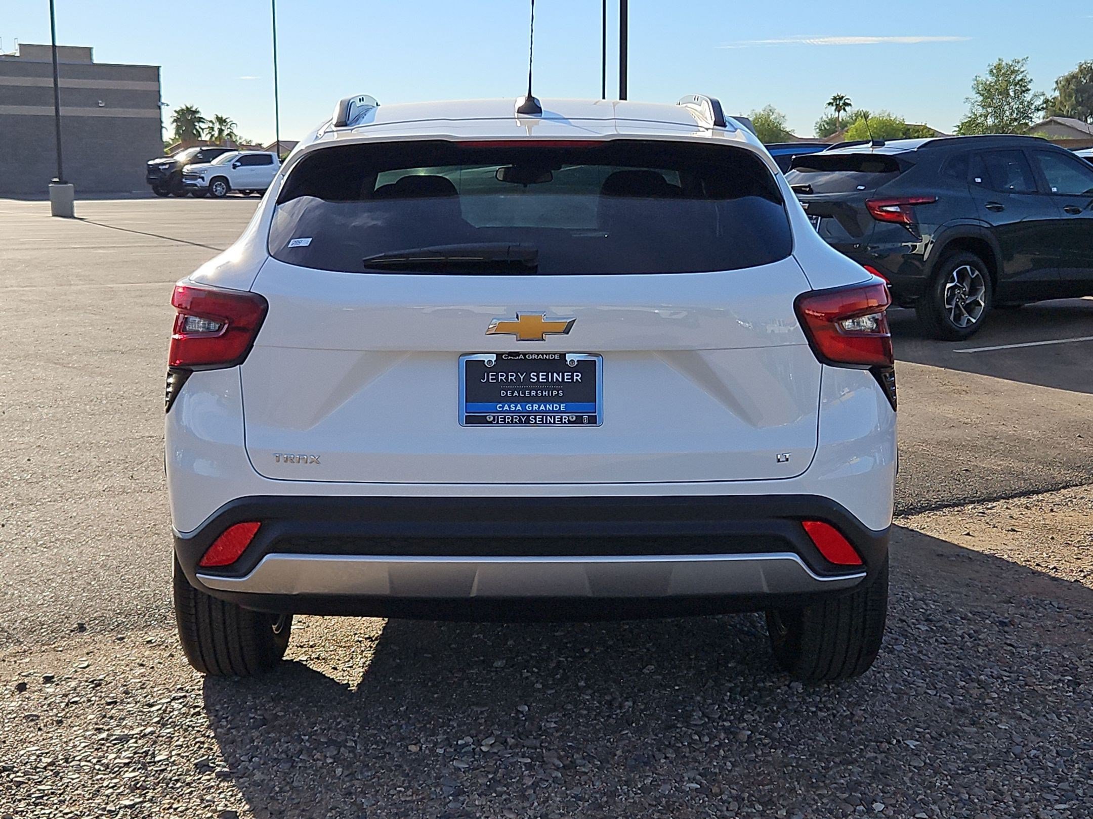 New 2026 Chevrolet Trax LT w/ LT Convenience Package FWD image 9