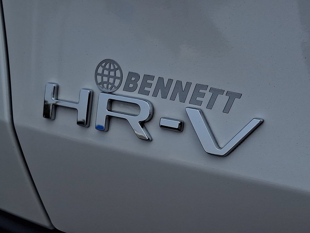 Used 2025 Honda HR-V Sport image 28