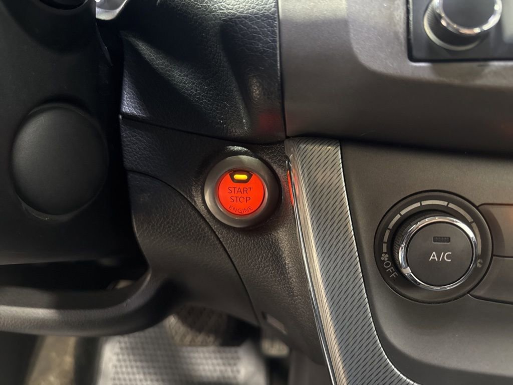 Used 2013 Nissan Sentra SR w/ Driver Pkg FWD image 15
