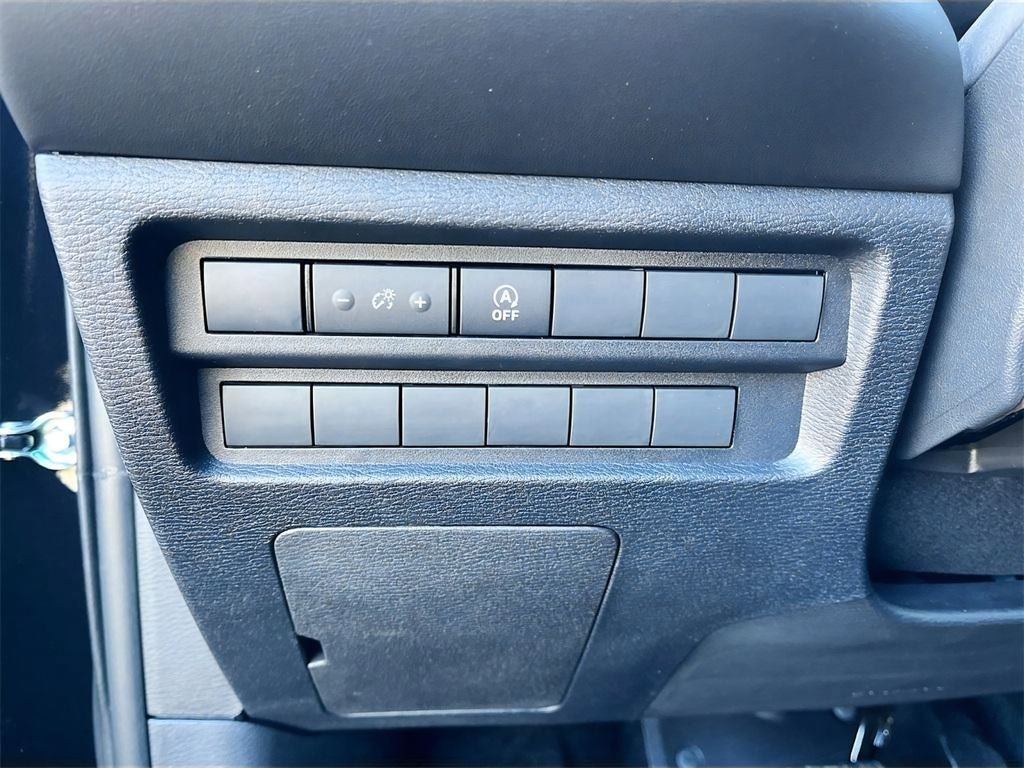 New 2026 Mitsubishi Outlander ES FWD image 12