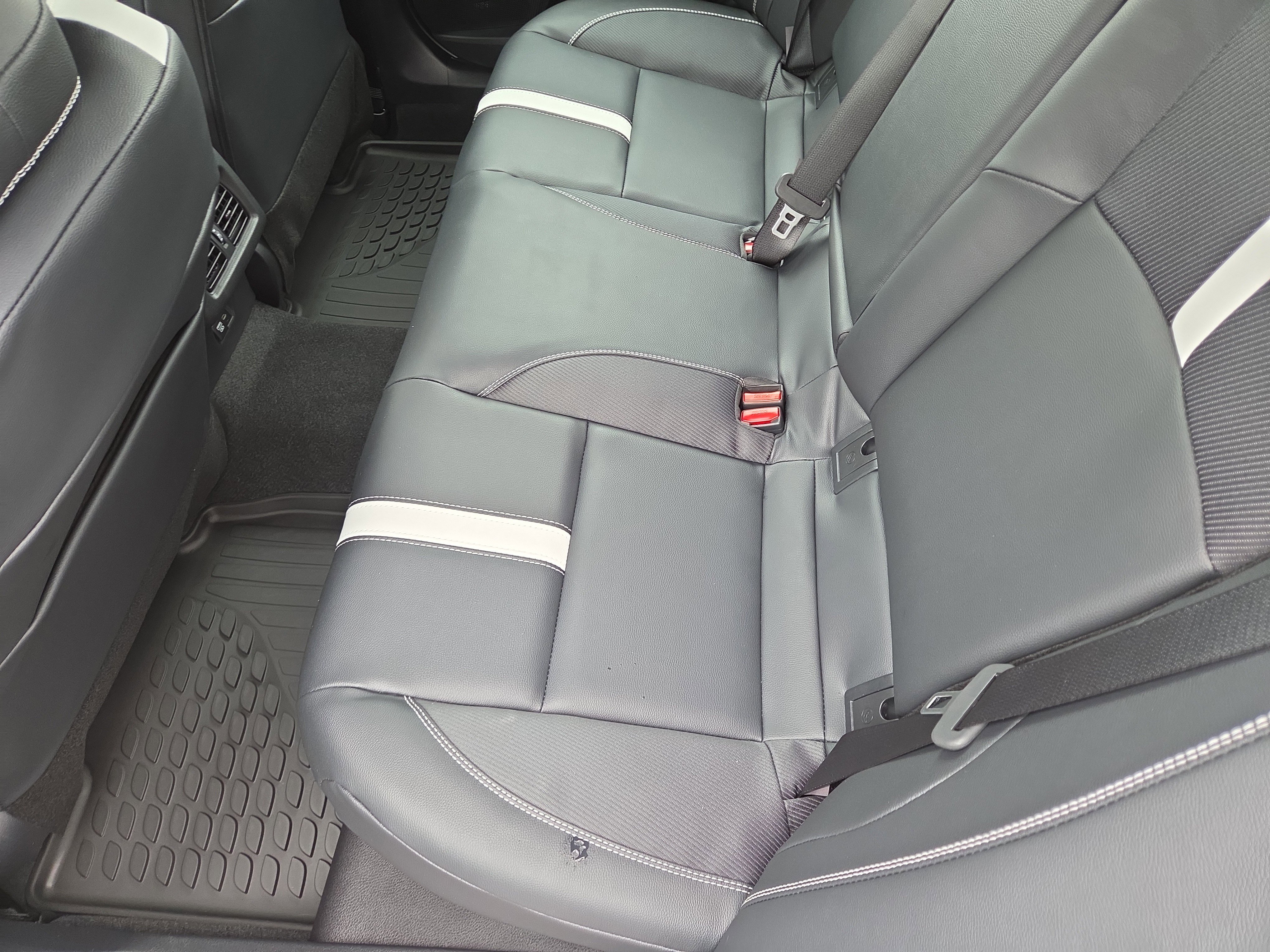 Certified 2026 Toyota Camry SE FWD image 19