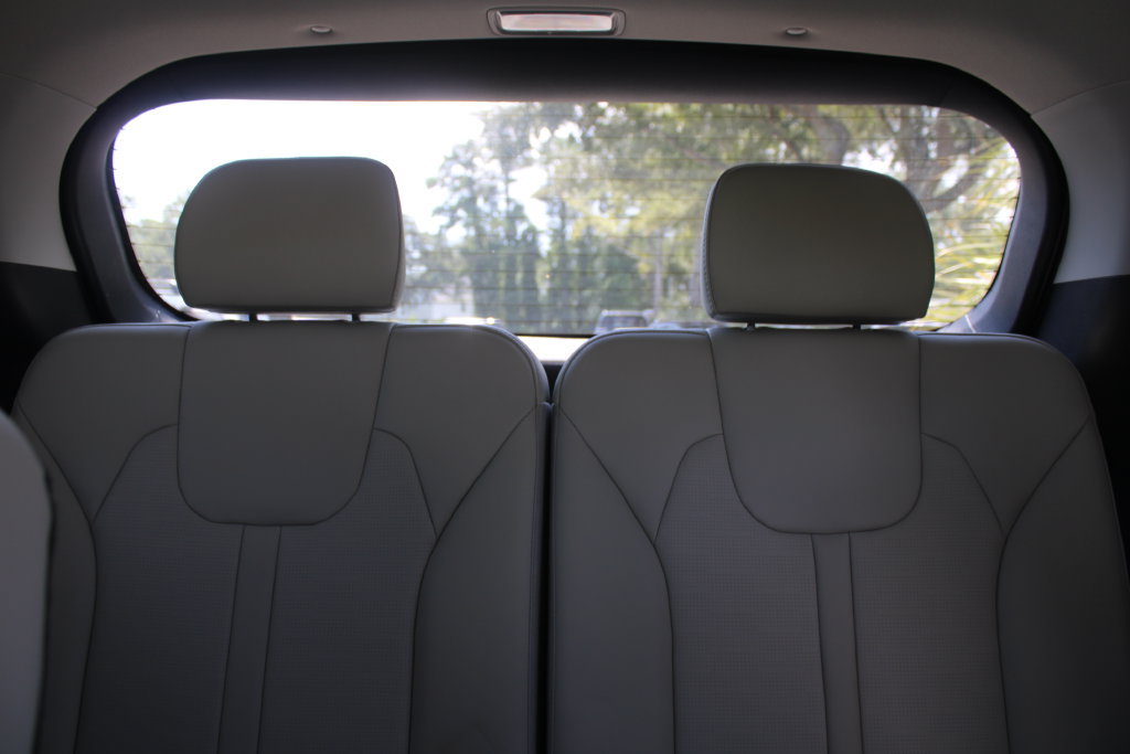 Certified 2024 Kia Sorento SX FWD image 66