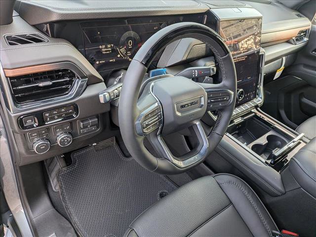 New 2026 GMC Yukon XL Denali w/ Advanced Technology Package video 2