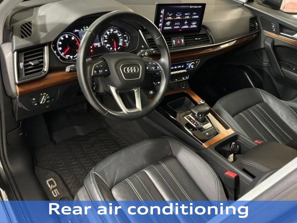 Used 2023 Audi Q5 2.0T Premium w/ Convenience Package AWD/4WD image 18