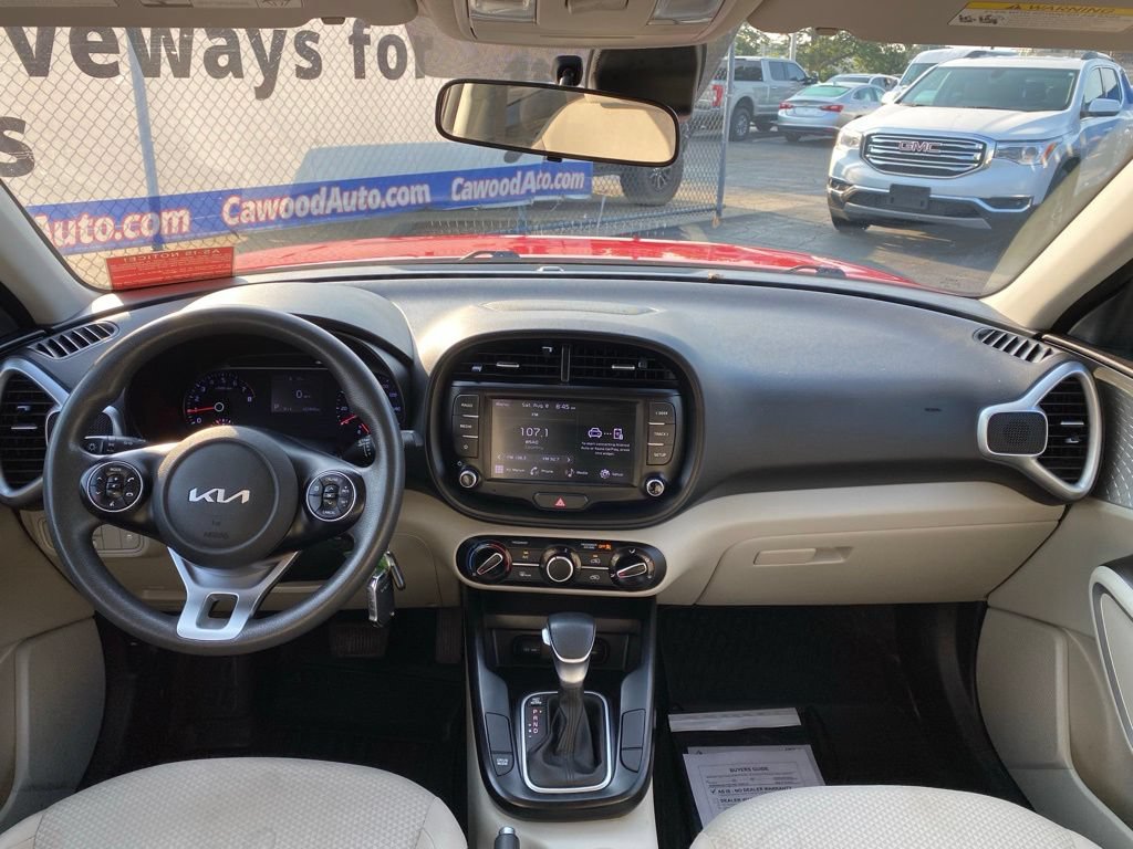 Used 2022 Kia Soul LX w/ Technology Package FWD image 16
