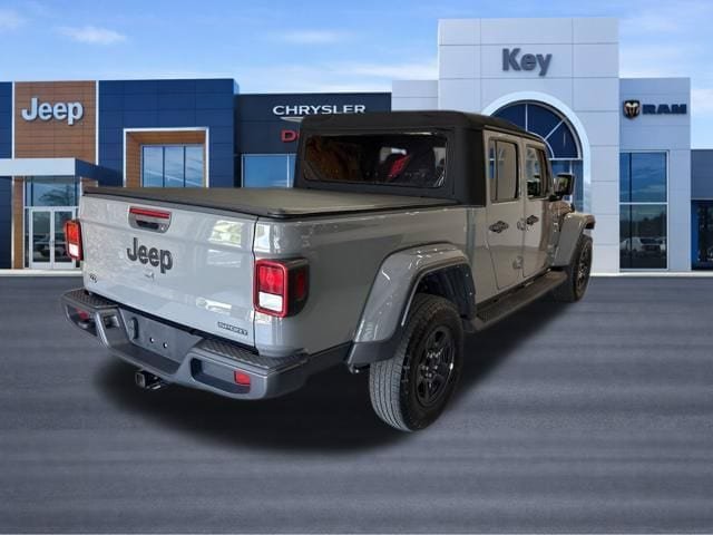 Used 2021 Jeep Gladiator Sport AWD/4WD image 7