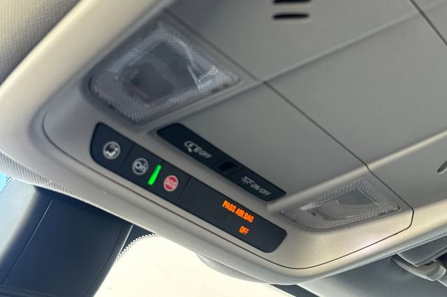 Used 2019 Chevrolet Equinox LS image 23