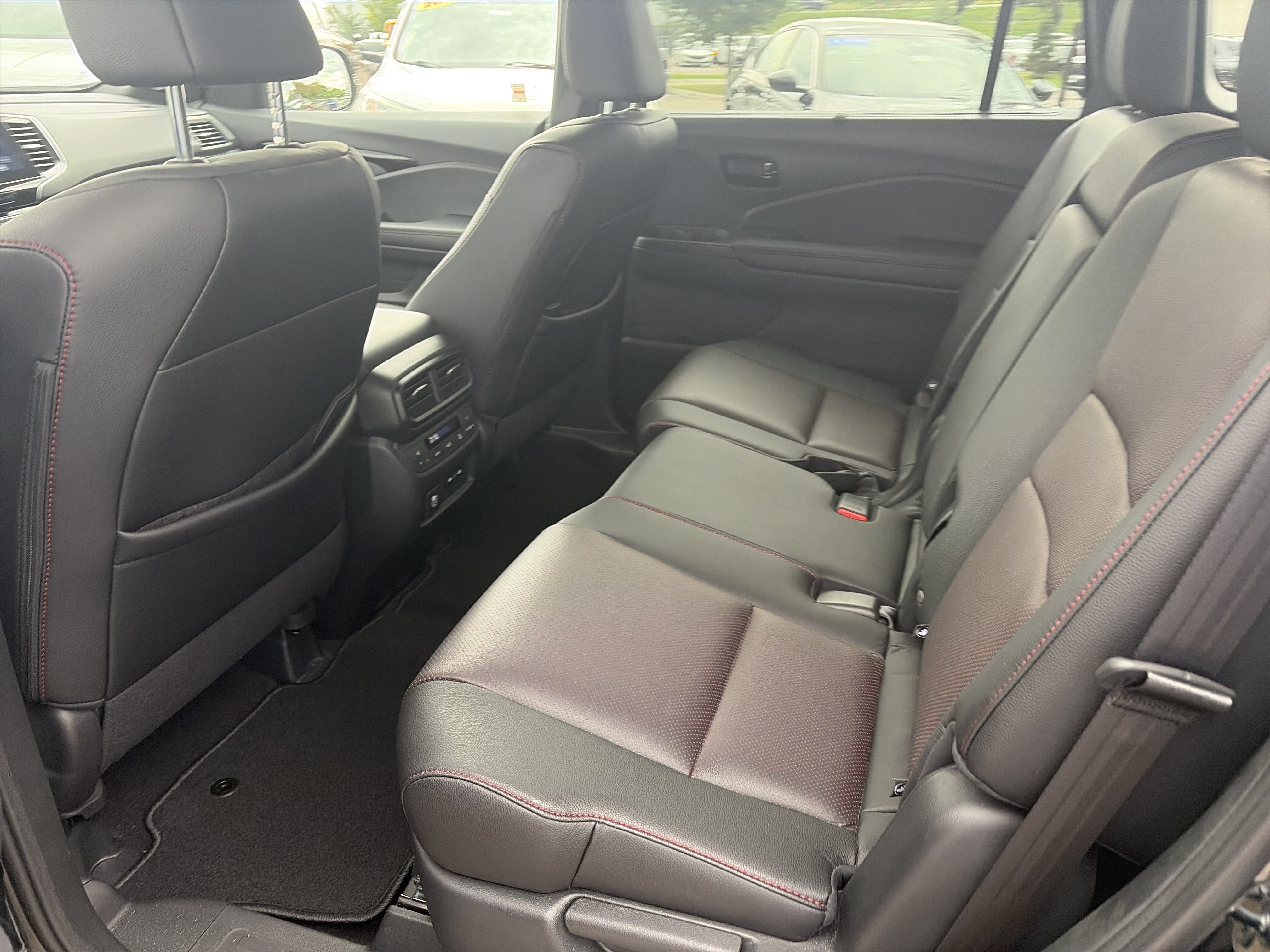 Certified 2024 Honda Passport Black Edition image 24