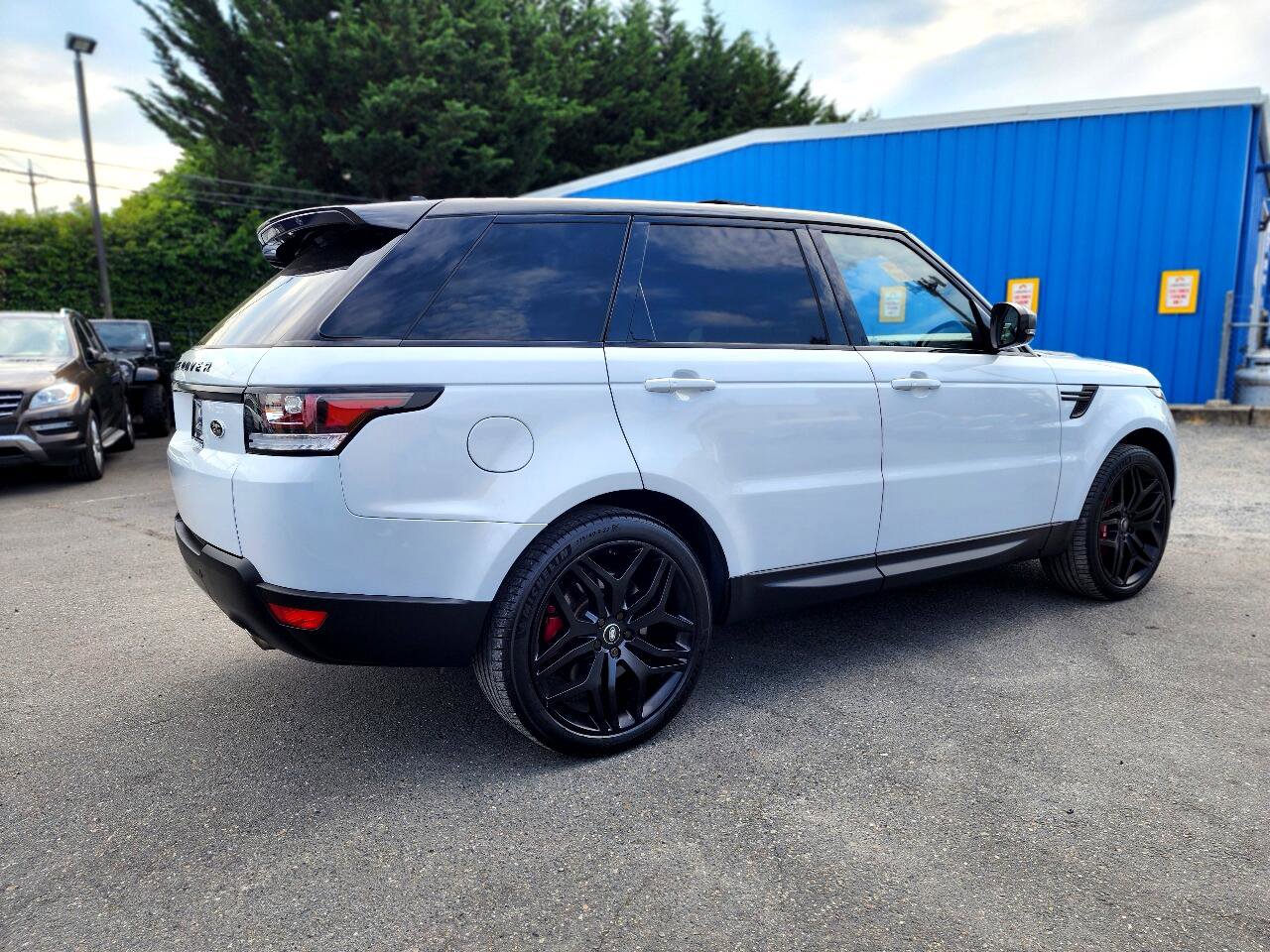 Used 2016 Land Rover Range Rover Sport Supercharged image 5