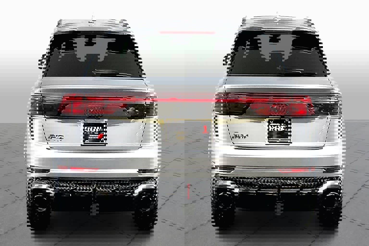 Used 2025 Audi RS Q8 performance image 4