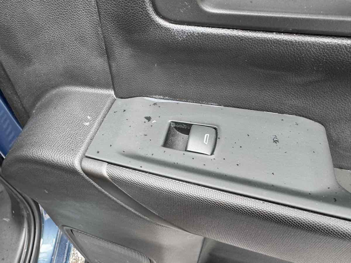 Used 2024 Chevrolet Silverado 1500 Custom image 32