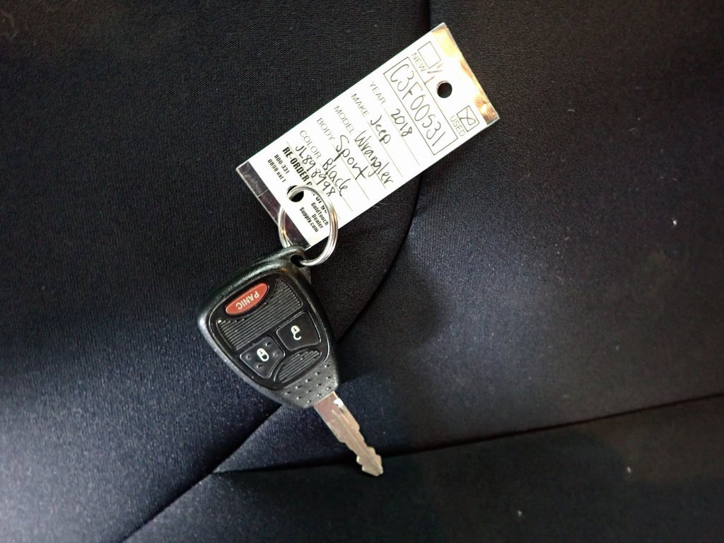 Used 2018 Jeep Wrangler Unlimited Sport S image 31