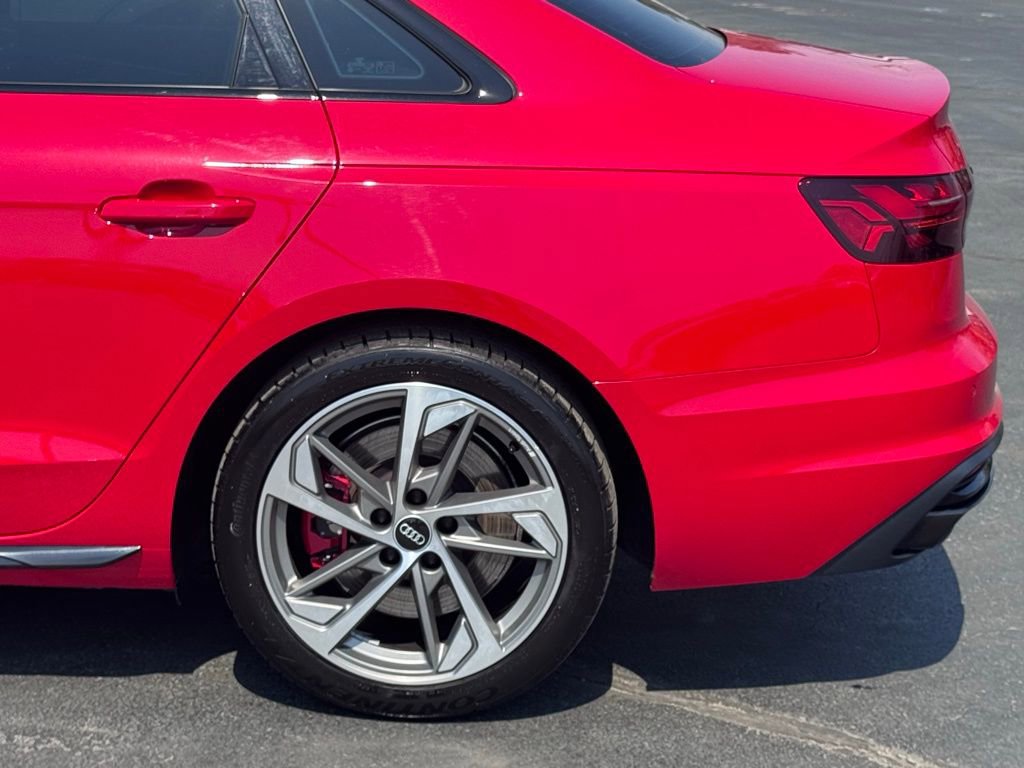 Used 2022 Audi A4 2.0T Premium Plus w/ Premium Plus Package image 42