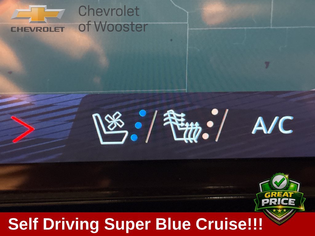 New 2027 Chevrolet Traverse RS AWD/4WD image 17