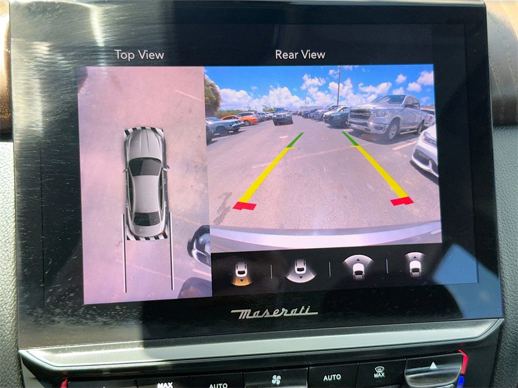 Used 2021 Maserati Quattroporte S image 15