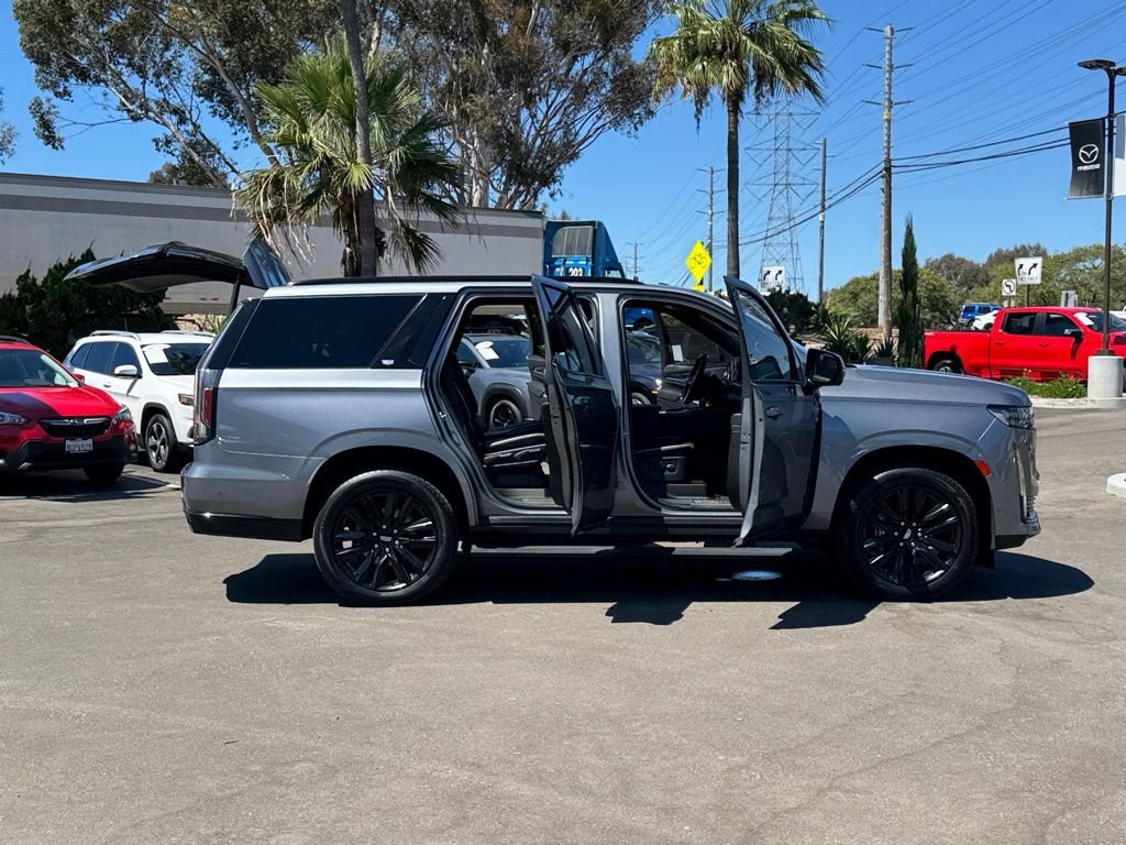 Used 2022 Cadillac Escalade Sport w/ Touring Package AWD/4WD image 30