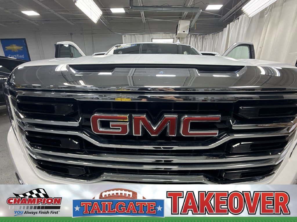 Certified 2025 GMC Sierra 1500 SLT AWD/4WD image 39