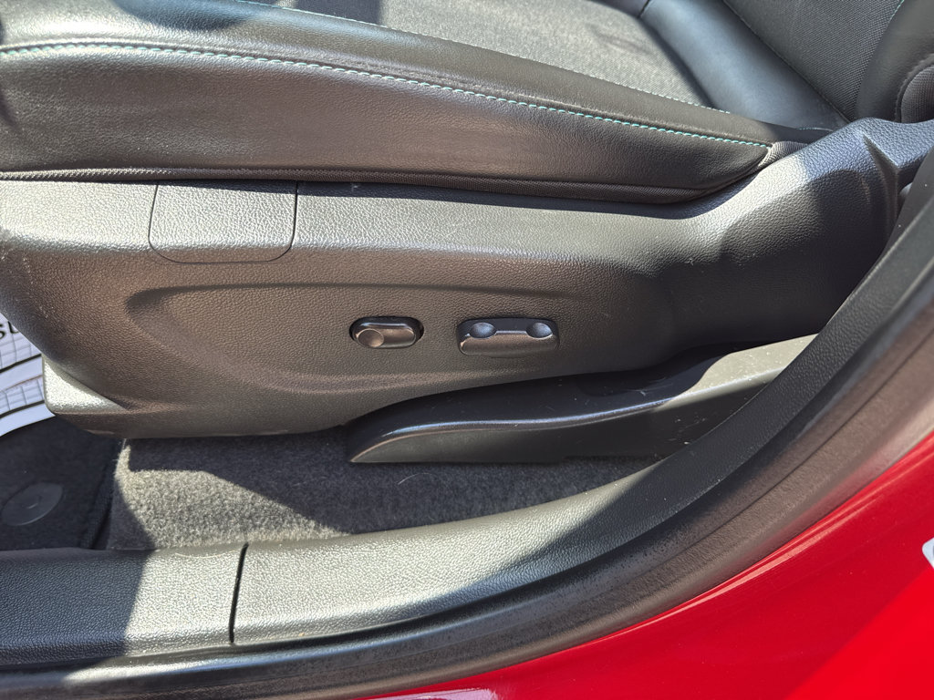 Used 2016 Chevrolet Trax LT w/ LT Convenience Package FWD image 11