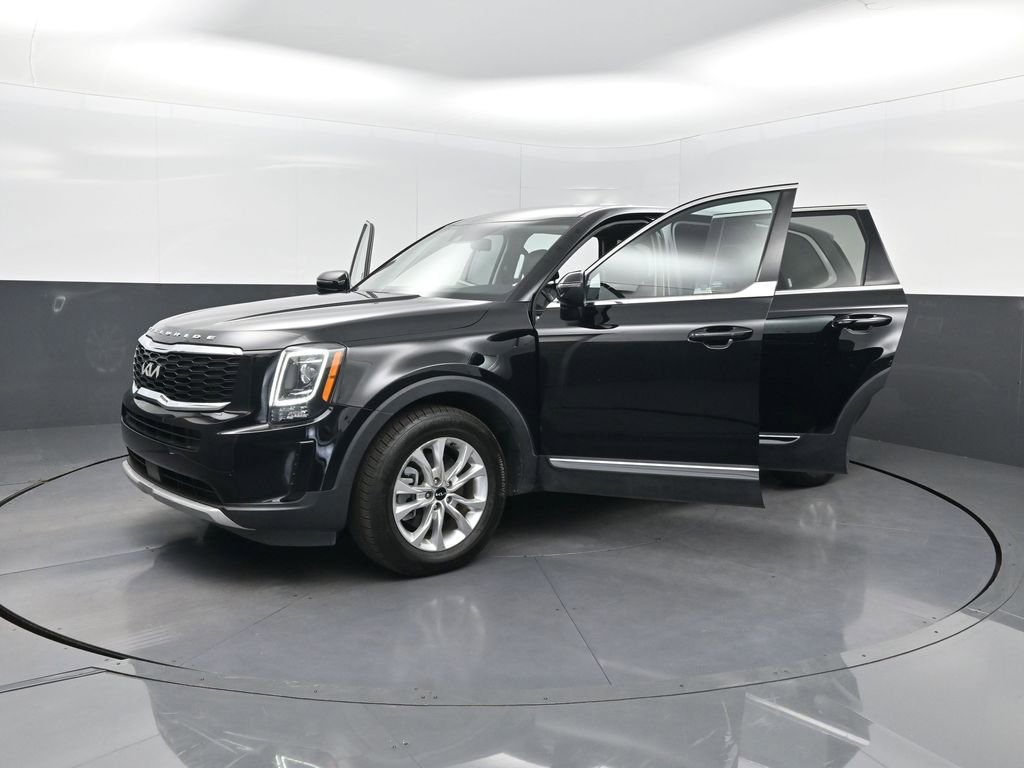 Used 2022 Kia Telluride LX image 36