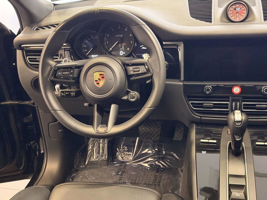 Certified 2024 Porsche Macan GTS AWD/4WD image 18