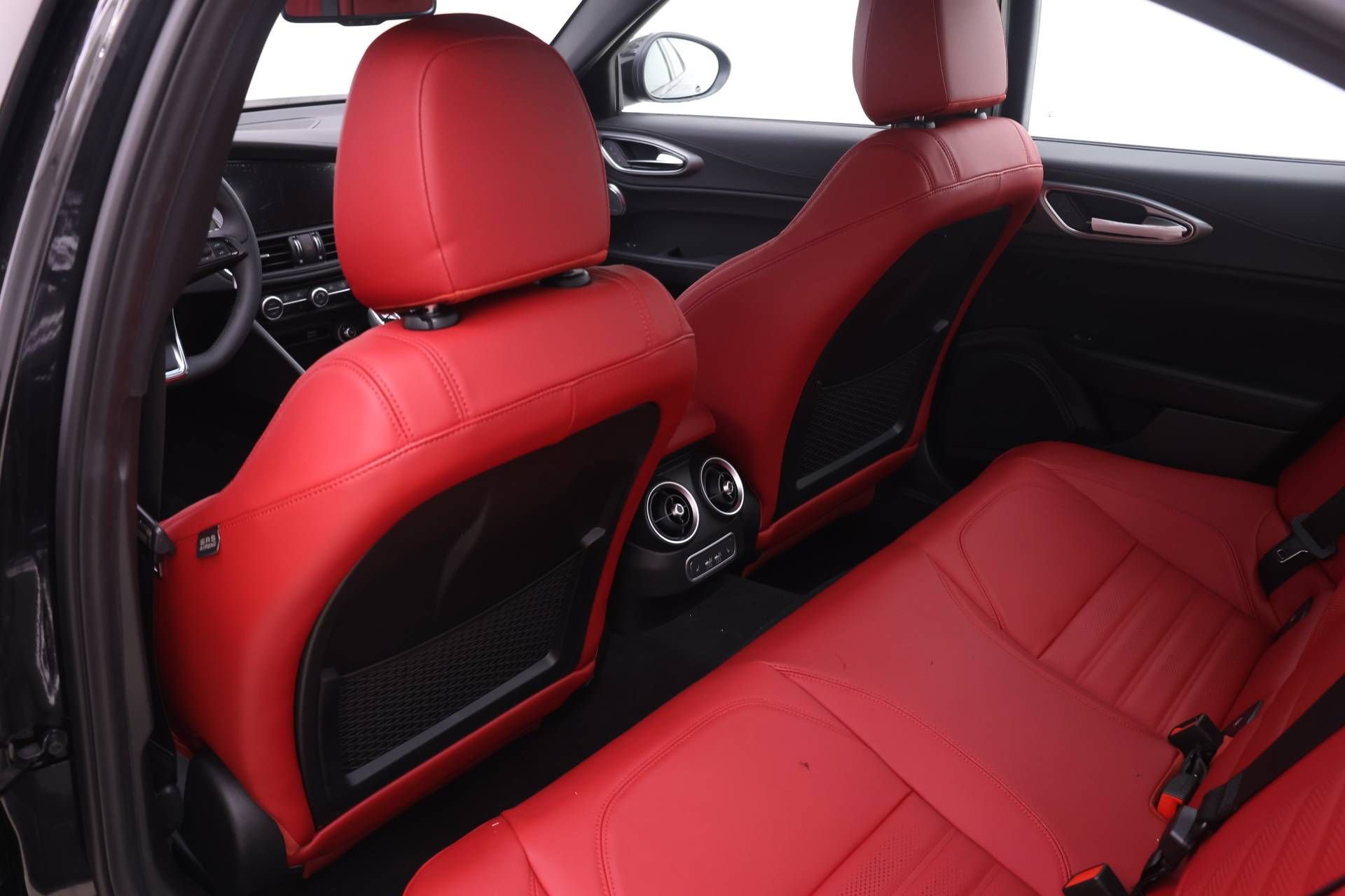 New 2026 Alfa Romeo Giulia AWD image 13