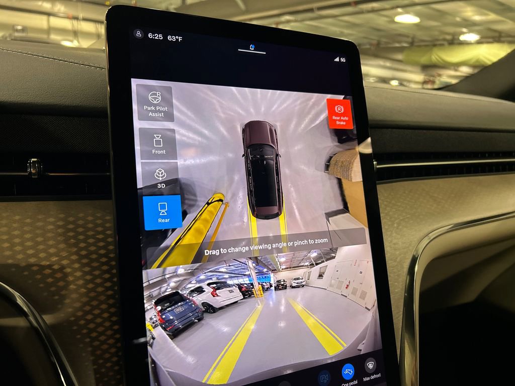 Certified 2025 Volvo EX90 Ultra image 17