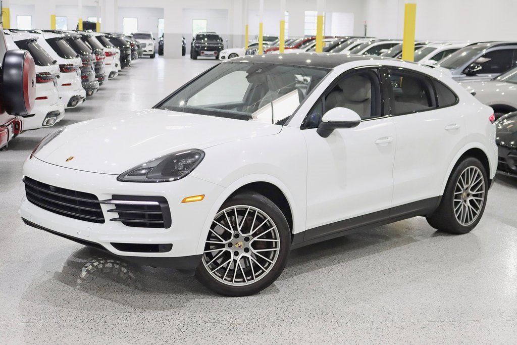 Used 2023 Porsche Cayenne Platinum Edition image 7
