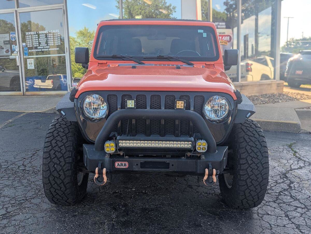 Used 2019 Jeep Wrangler Unlimited Sport S AWD/4WD image 3