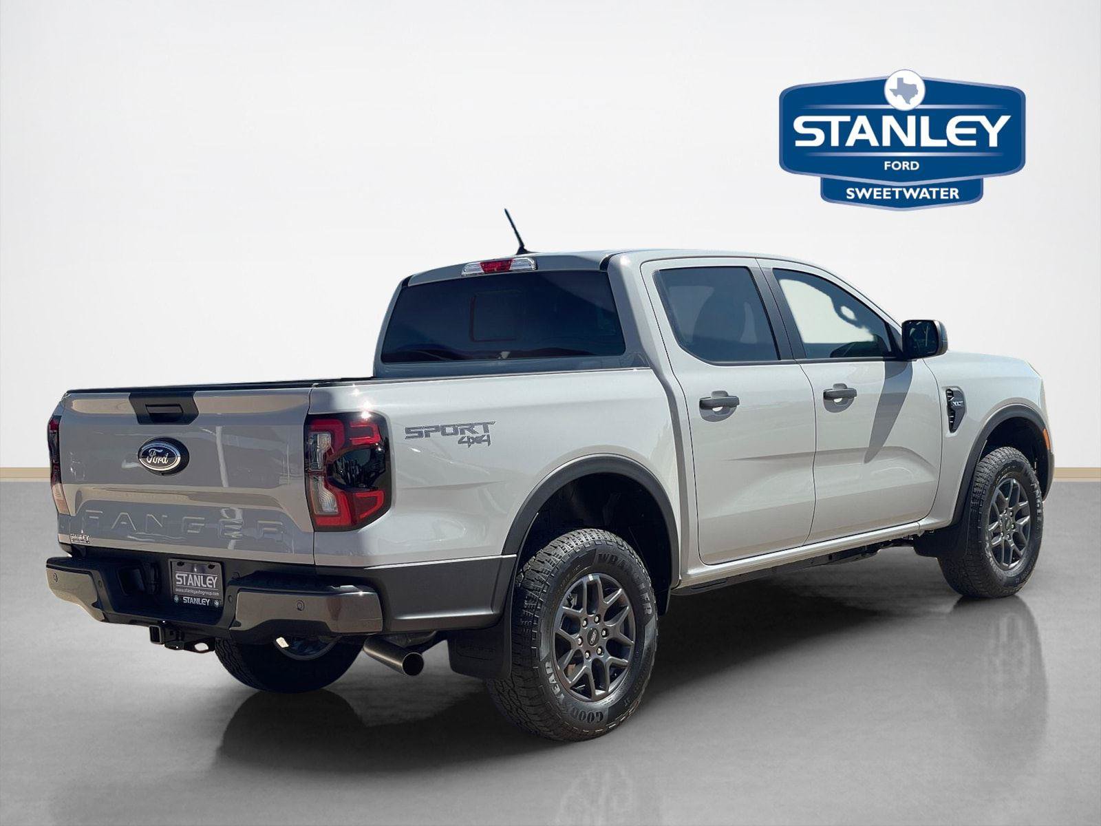New 2026 Ford Ranger XLT w/ Equipment Group 301A High AWD/4WD image 8
