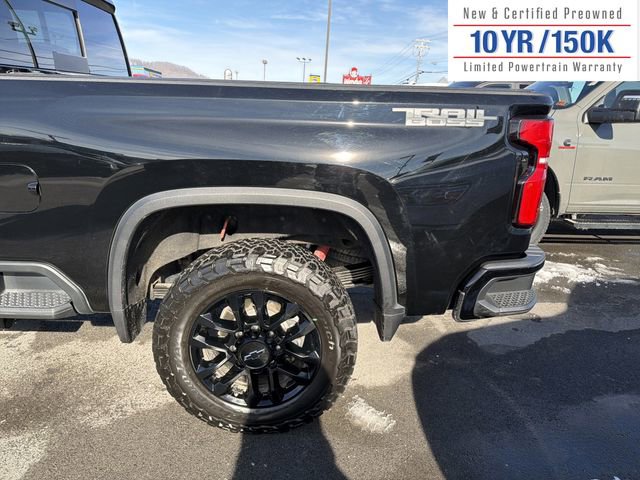 Used 2025 Chevrolet Silverado 2500 LTZ w/ LTZ Plus Package image 10