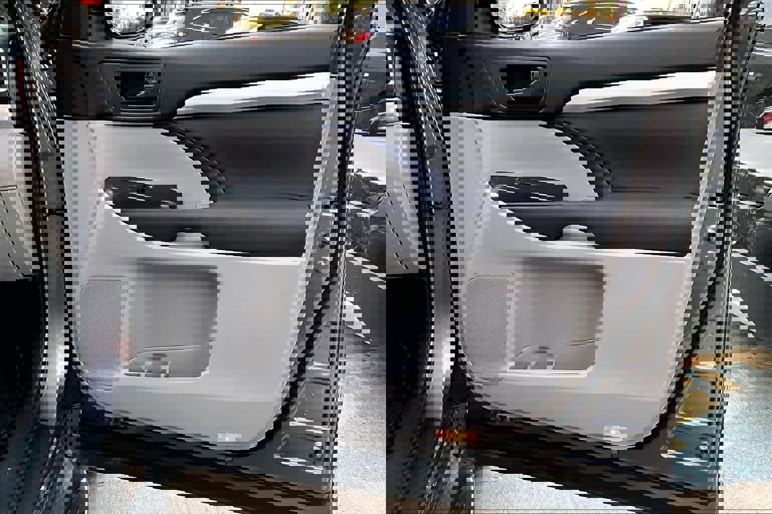 Used 2017 Toyota Highlander LE image 20