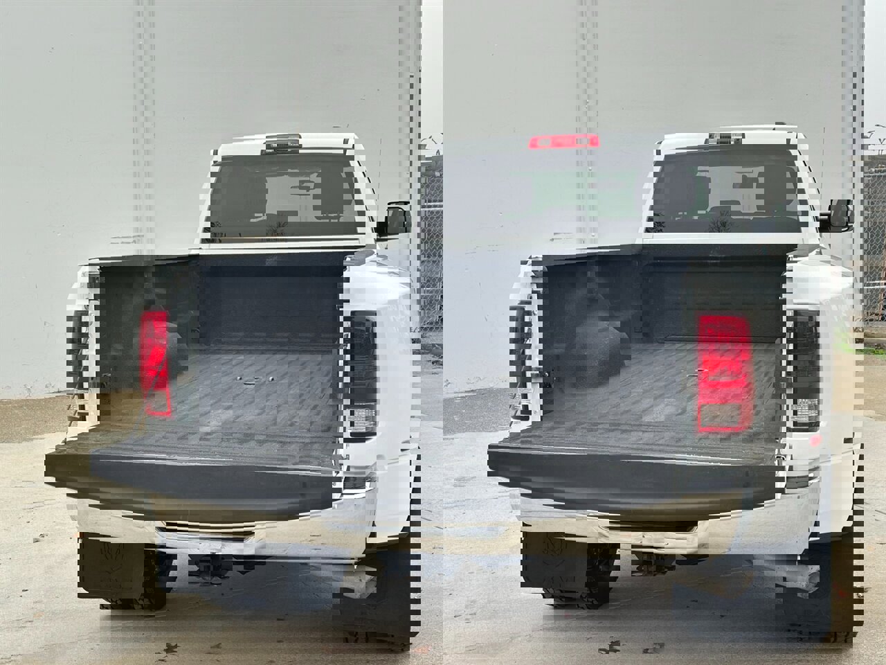 Used 2012 RAM 3500 ST w/ Chrome Appearance Group image 7