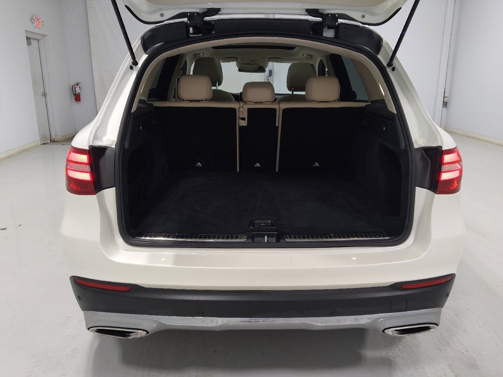Used 2019 Mercedes-Benz GLC 300 4MATIC w/ Driver Assistance Package image 29