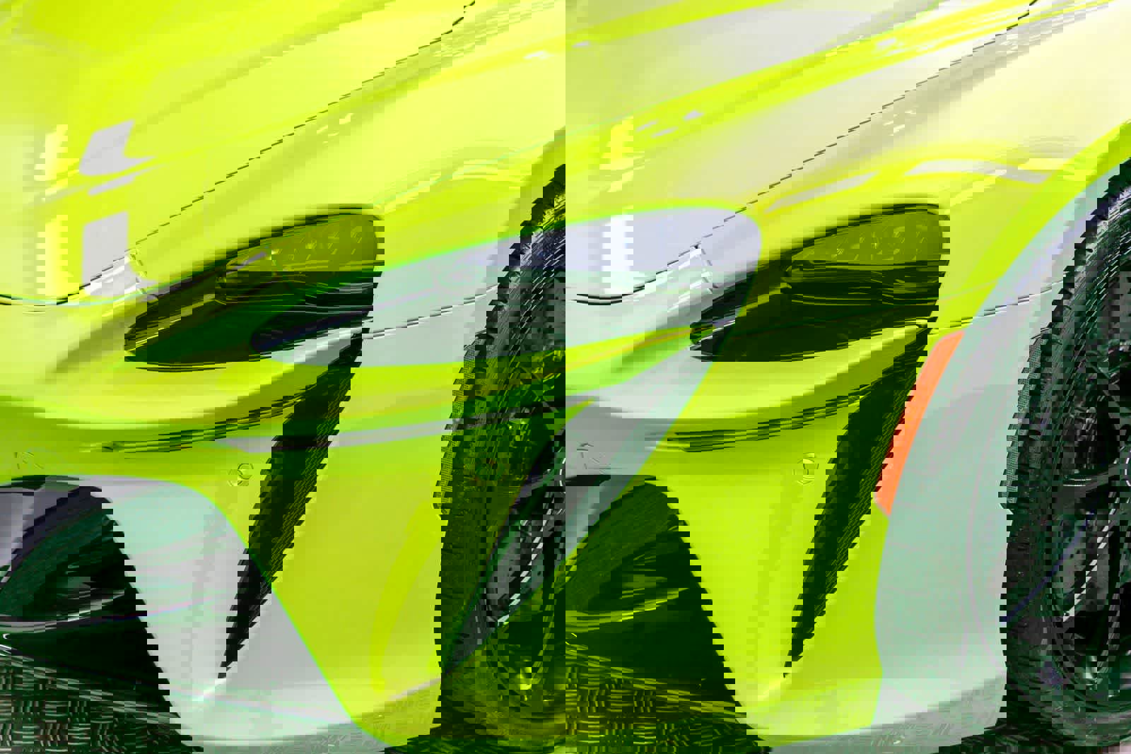 New 2026 McLaren Artura image 43