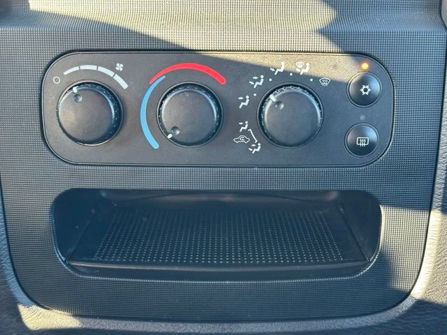 Used 2004 Dodge Ram 1500 Truck SLT w/ Quad Cab Value Group AWD/4WD image 34