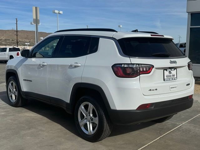 Used 2023 Jeep Compass Latitude image 12