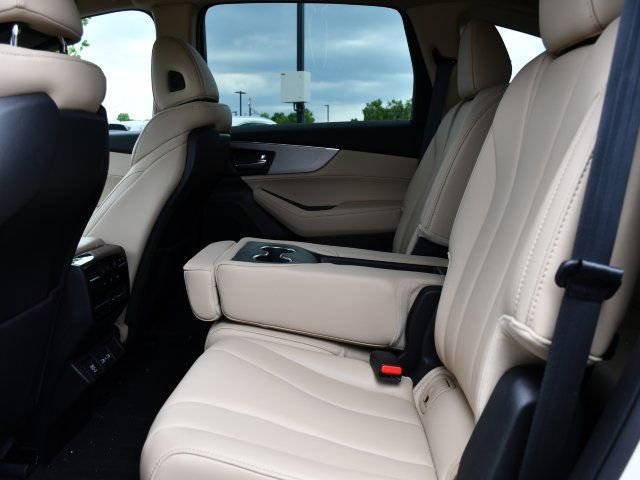 Used 2023 Acura MDX SH-AWD image 15