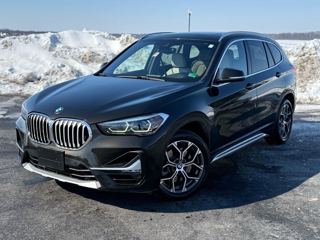 Used 2020 BMW X1 xDrive28i w/ Premium Package image 1