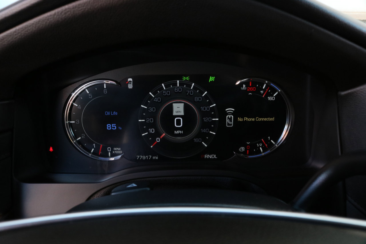 Used 2017 Cadillac Escalade Premium Luxury image 25