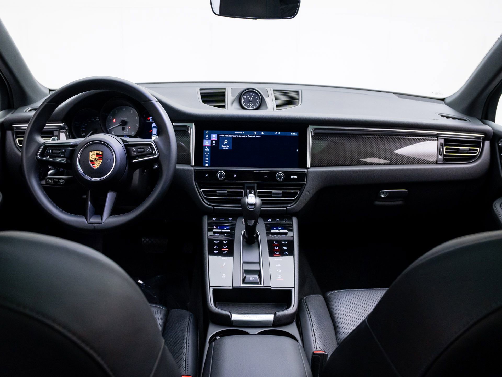 Certified 2023 Porsche Macan S AWD/4WD image 11