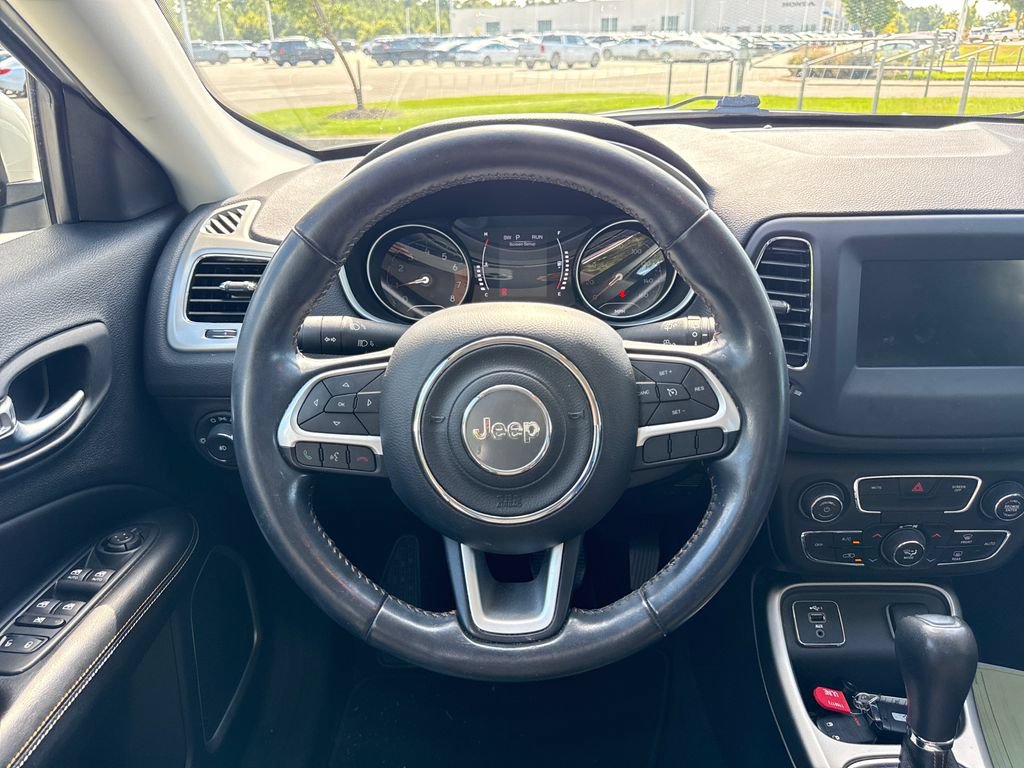 Used 2020 Jeep Compass Latitude FWD image 19