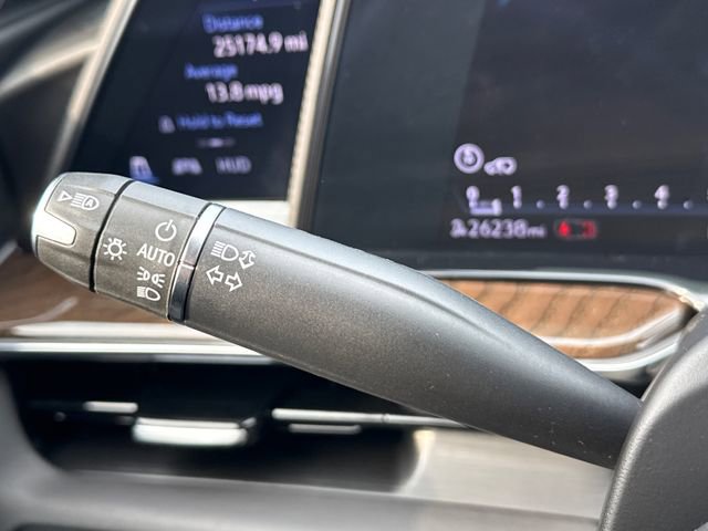 Used 2023 Cadillac Escalade Premium Luxury Platinum image 20
