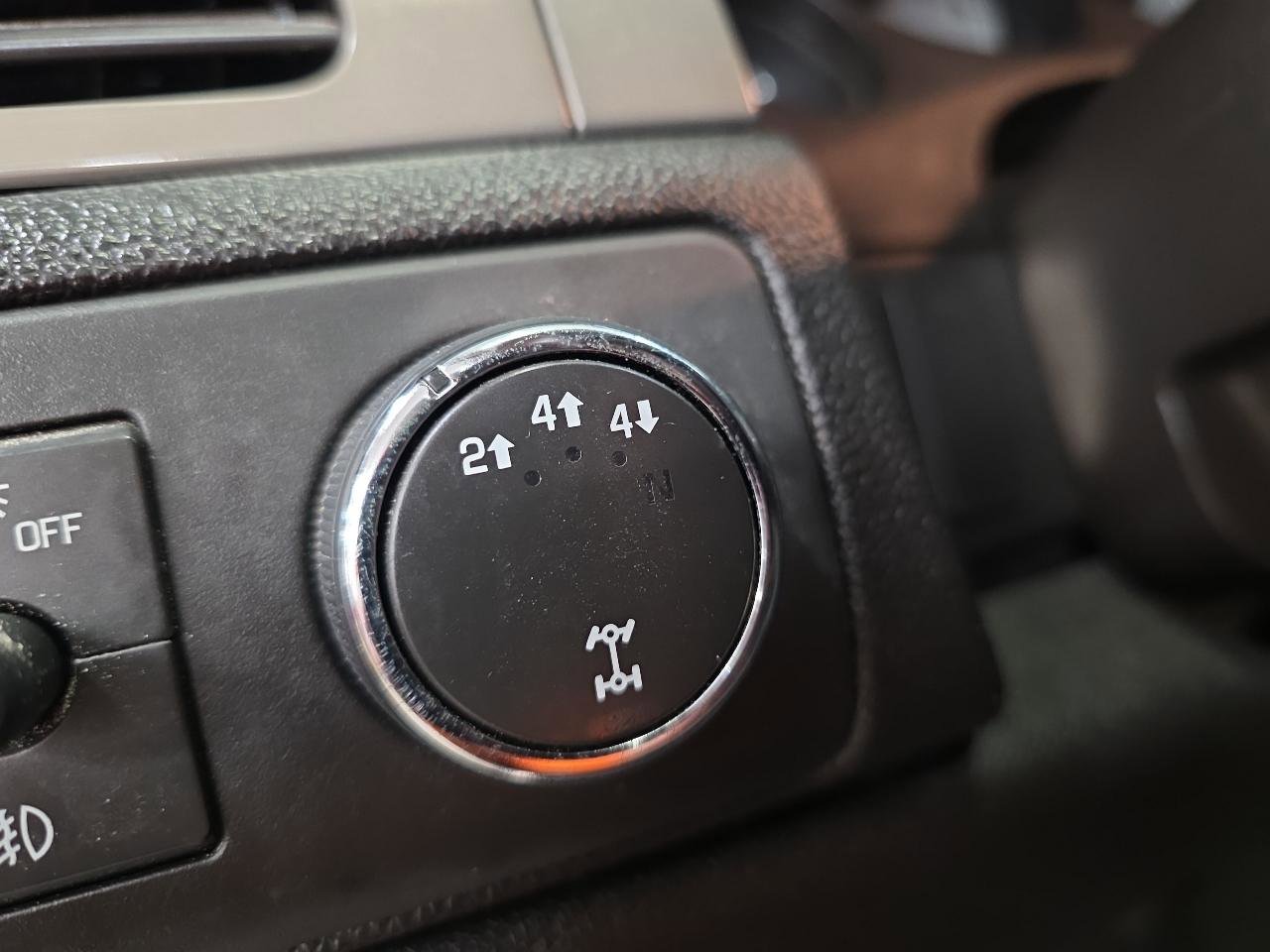 Used 2013 Chevrolet Silverado 2500 LTZ w/ LTZ Plus Package image 34