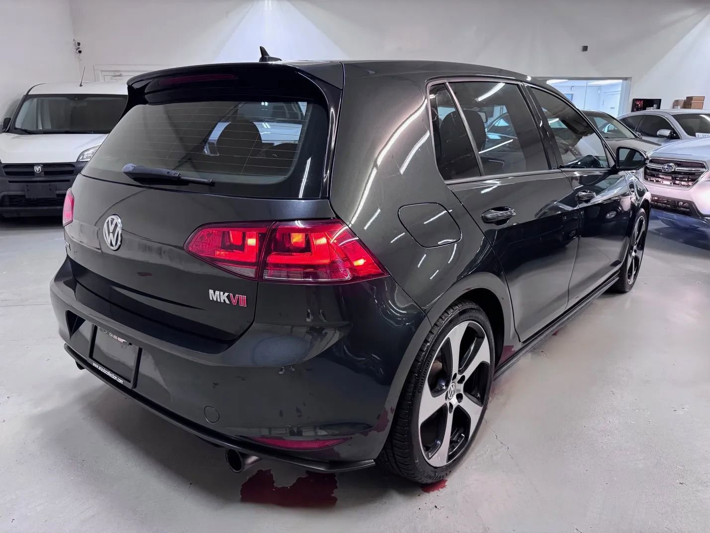 Used 2016 Volkswagen GTI S FWD image 3