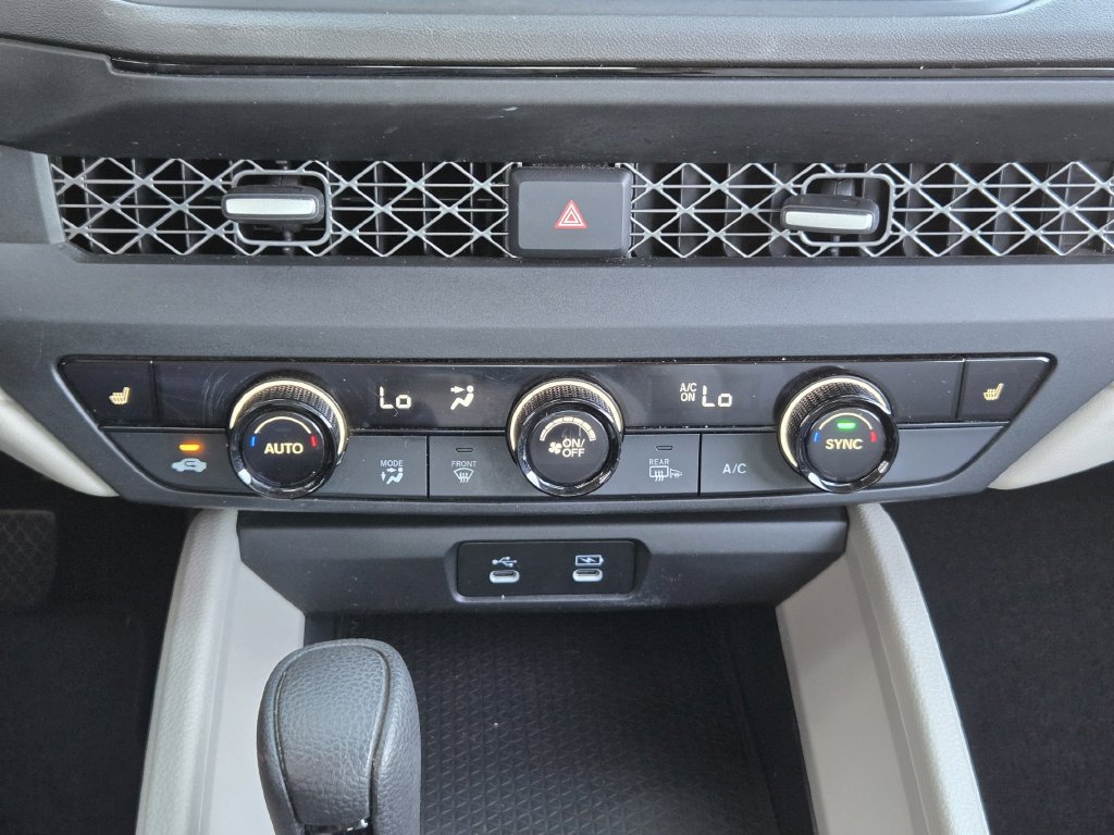 Used 2023 Honda Accord EX image 16