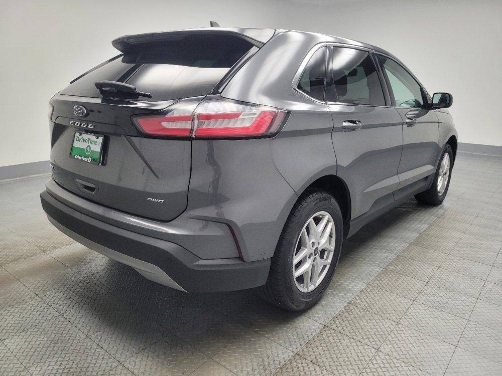 Used 2023 Ford Edge SEL image 9