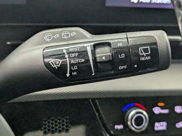Used 2024 Kia Sportage SX AWD/4WD image 19