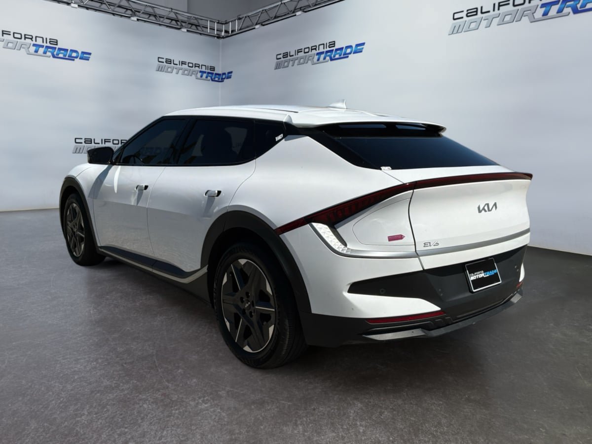 Used 2025 Kia EV6 Light RWD image 7