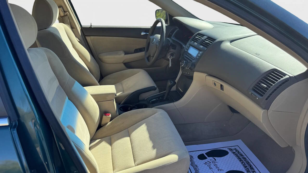 Used 2003 Honda Accord LX image 17